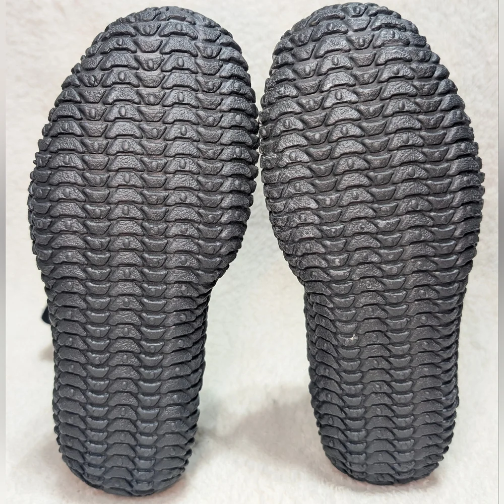 NRS Tread 3 Wetshoes River Boots Sz 5 Black neoprene Surf Wading Fishing Rafting